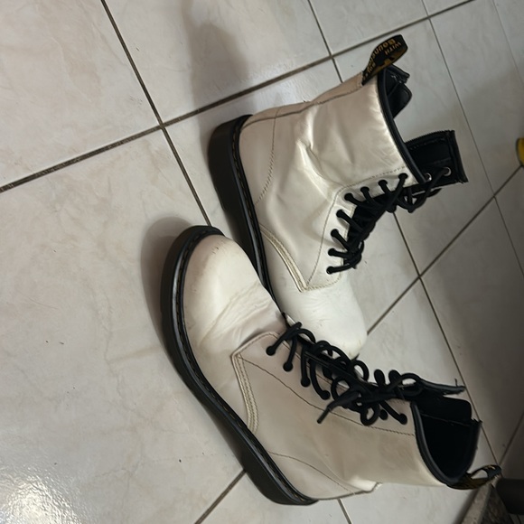 White Doc Martins - Picture 2 of 4